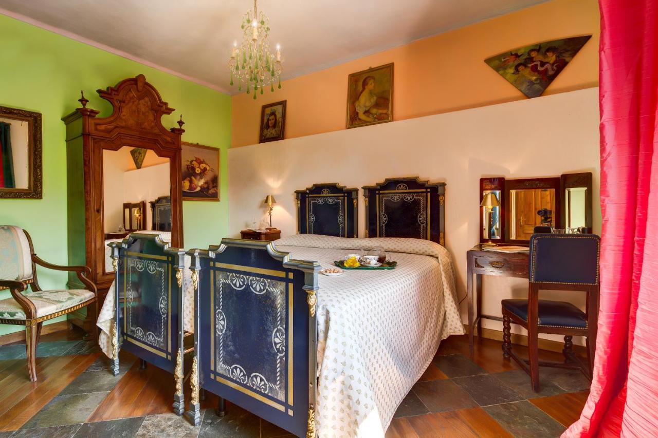 Villa La Favorita Alba  Habitación foto